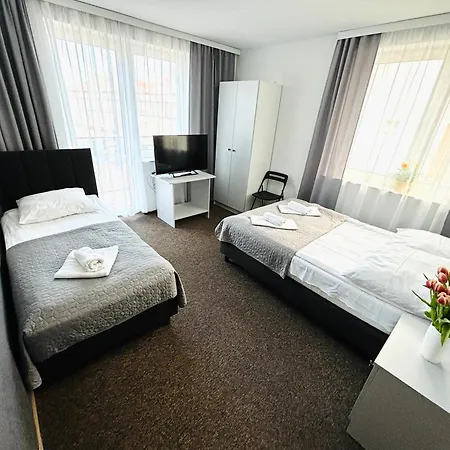 Sztorm Guest house *