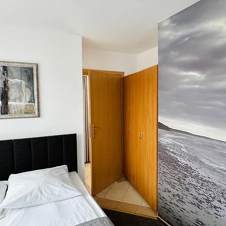 Sztorm 3* Rowy (Pomerania)