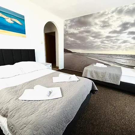 Sztorm Guest house *