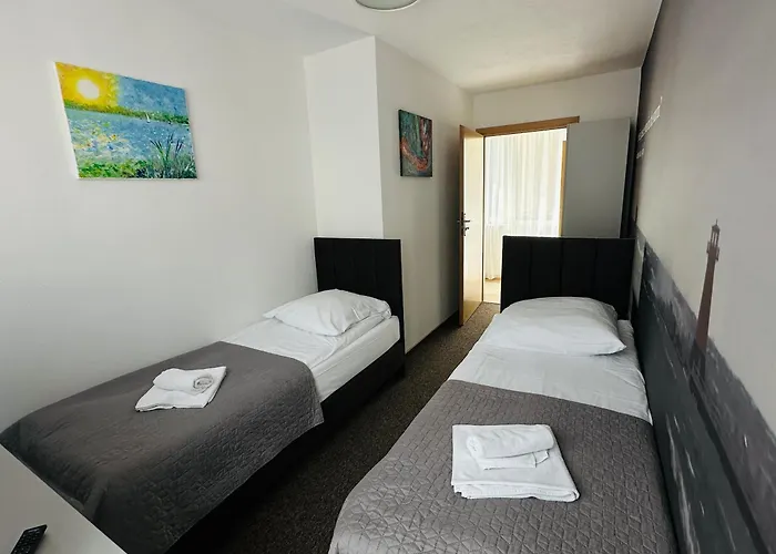 Sztorm 3* Rowy (Pomerania)